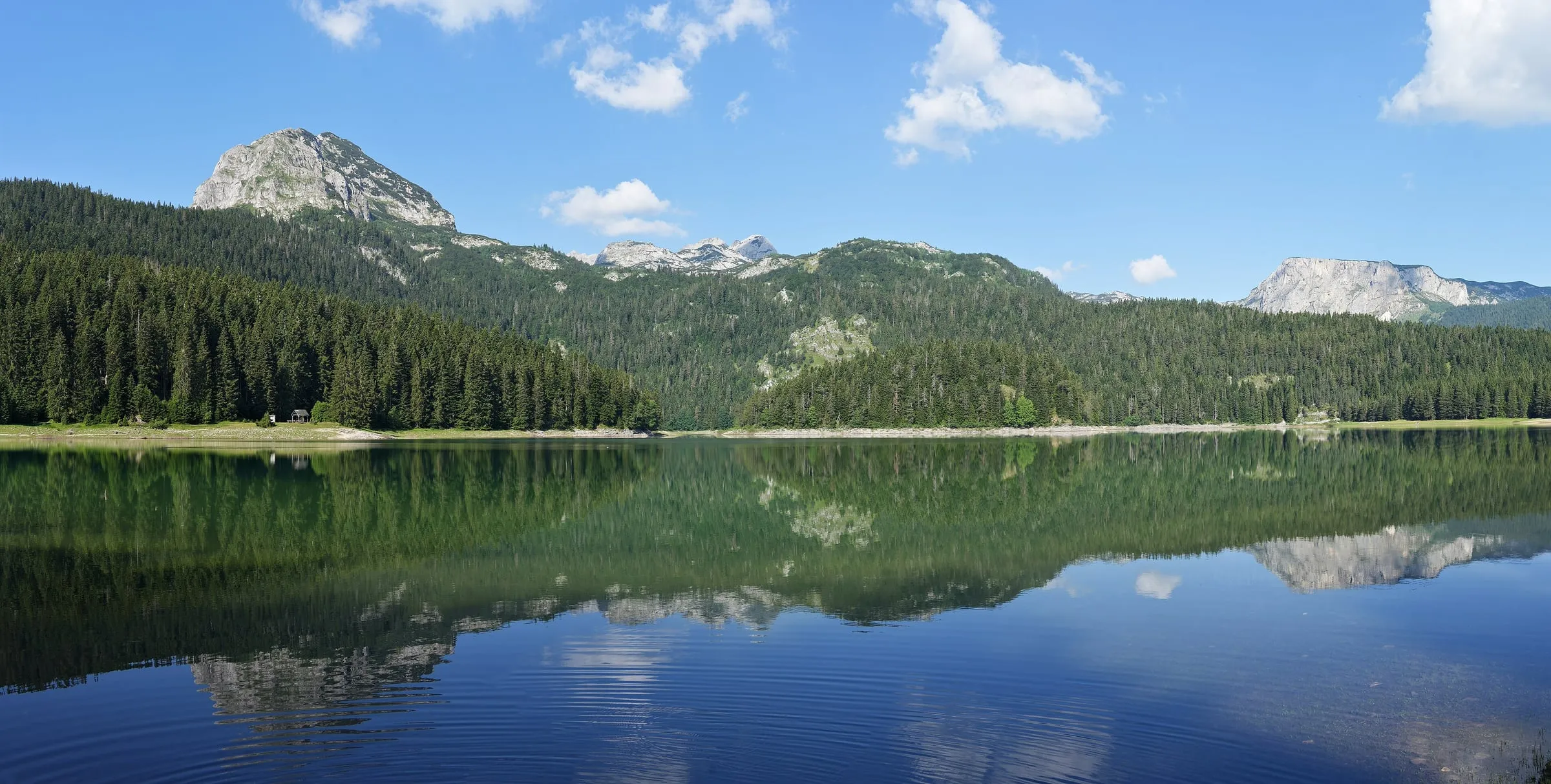 Black Lake (Crno jezero) with Međed peak